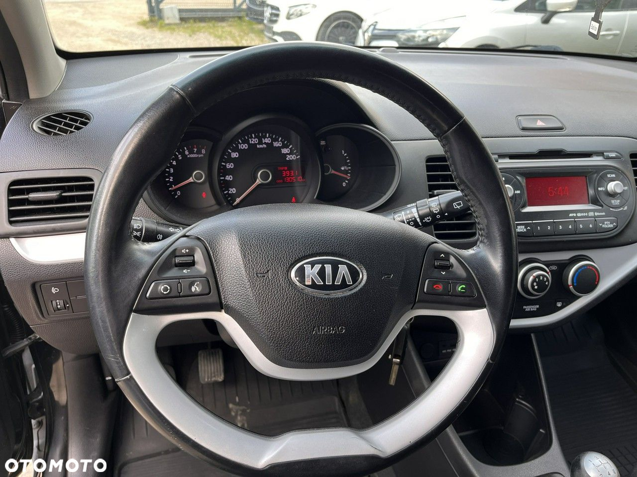 Kia Picanto - 12