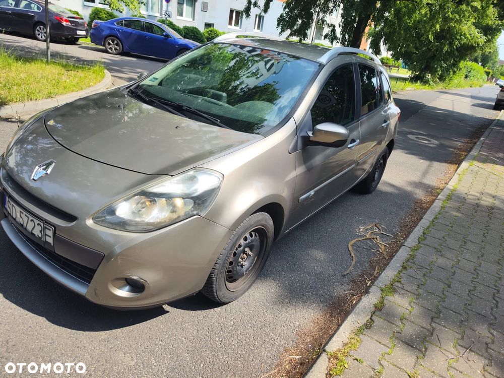 Renault Clio - 12