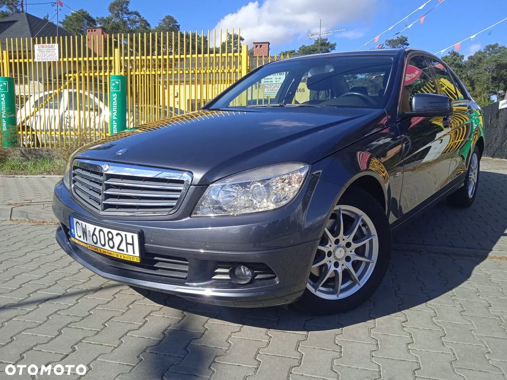 Mercedes-Benz Klasa C 180 BlueEFFICIENCY Elegance