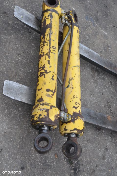 SIŁOWNIK HYDRAULICZNY KOMATSU PW 75R 95 DŁ. 89 CM - 2