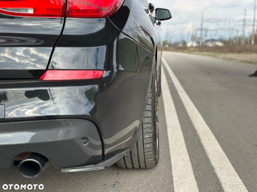 BMW 5GT 535i xDrive - 12