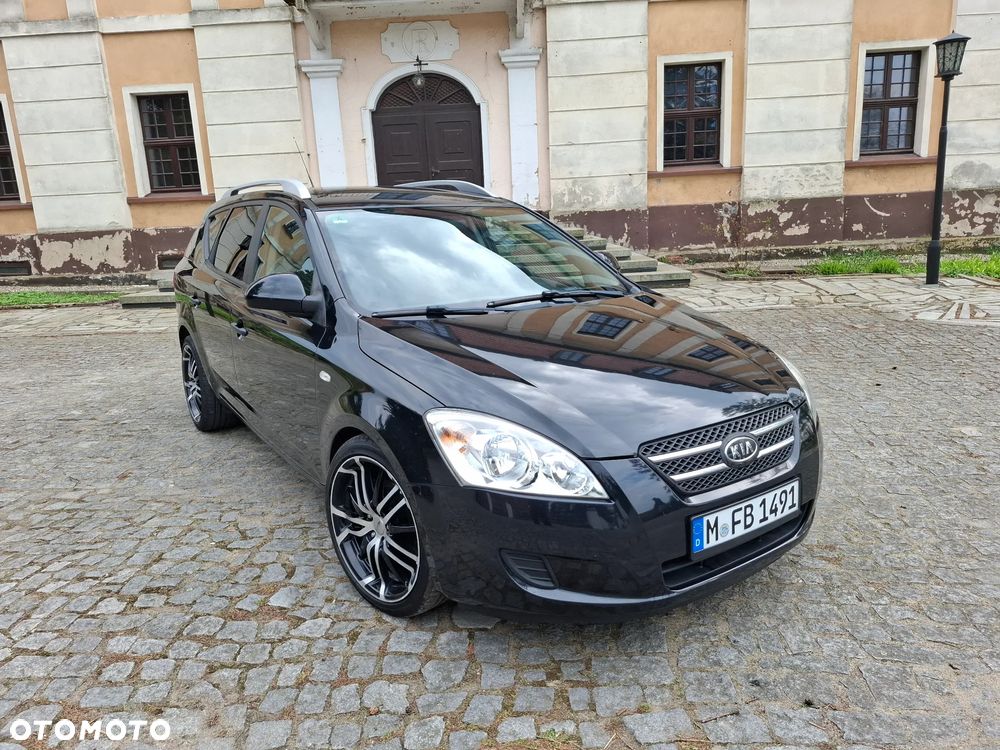 Kia Ceed 1.4 CVVT LX - 1