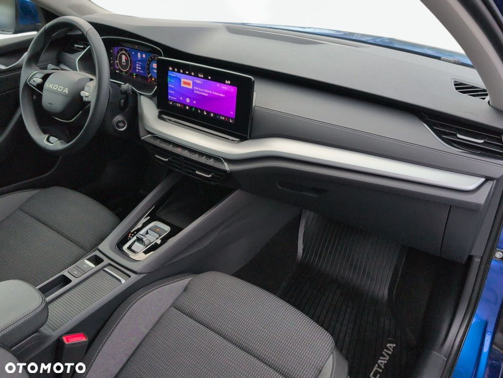 Skoda Octavia 1.5 TSI mHEV Selection DSG - 17