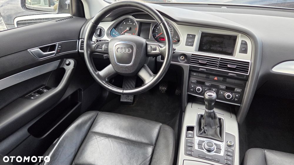Audi A6 Avant 2.0 TDI - 17