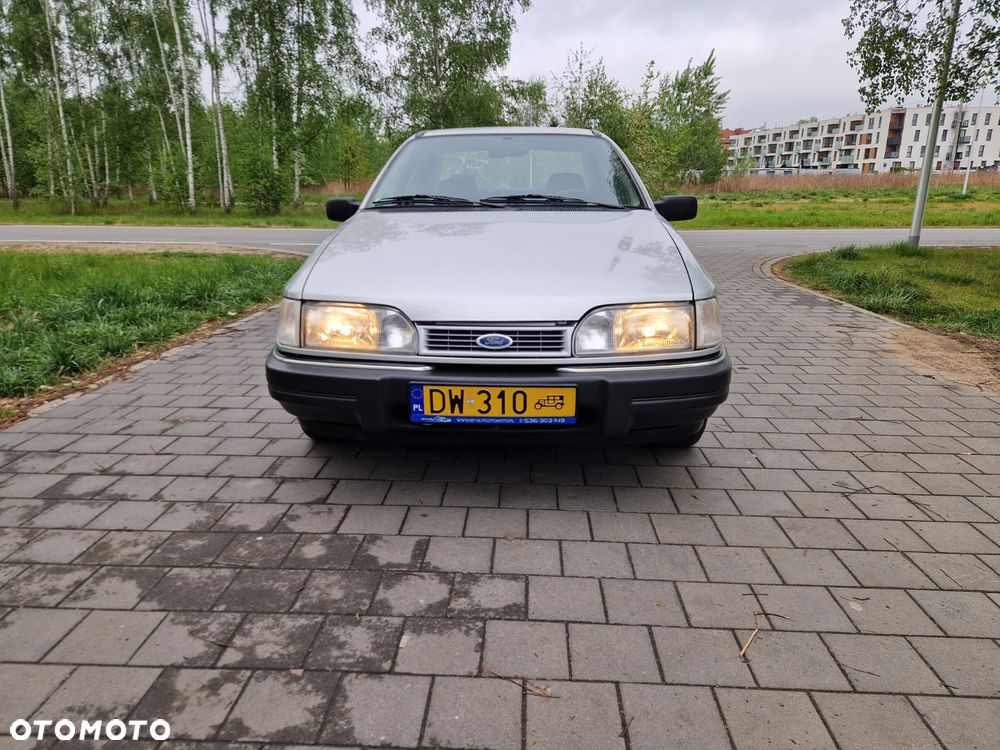 Ford Sierra - 4