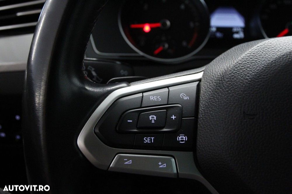 Volkswagen Passat - 15
