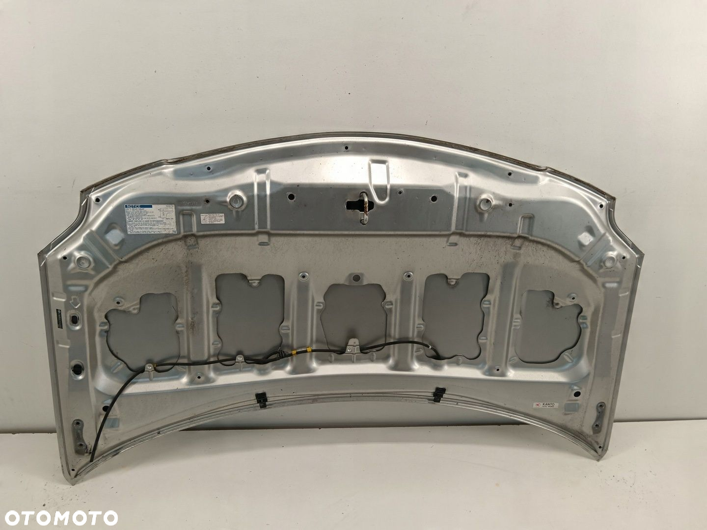MASKA POKRYWA SILNIKA TOYOTA AURIS I 06-09 1C0 - 4