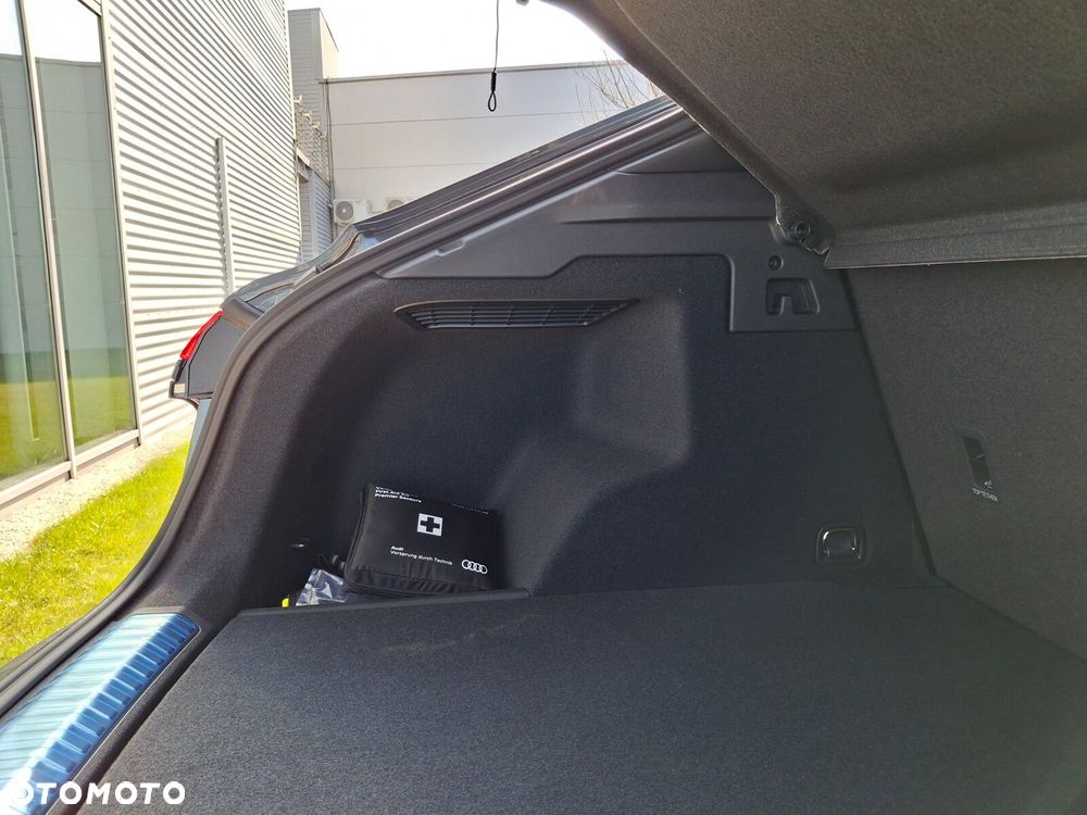 Audi Q3 Sportback - 10