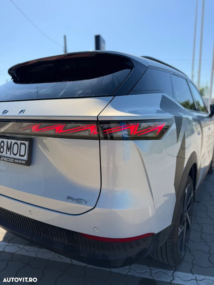 Omoda 7 1.5 TGDI 1DHT PHEV Exclusive - 8