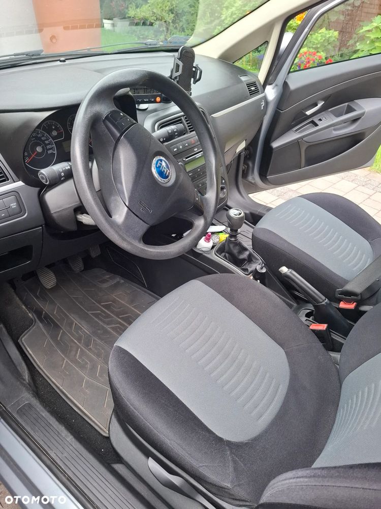 Fiat Punto - 10