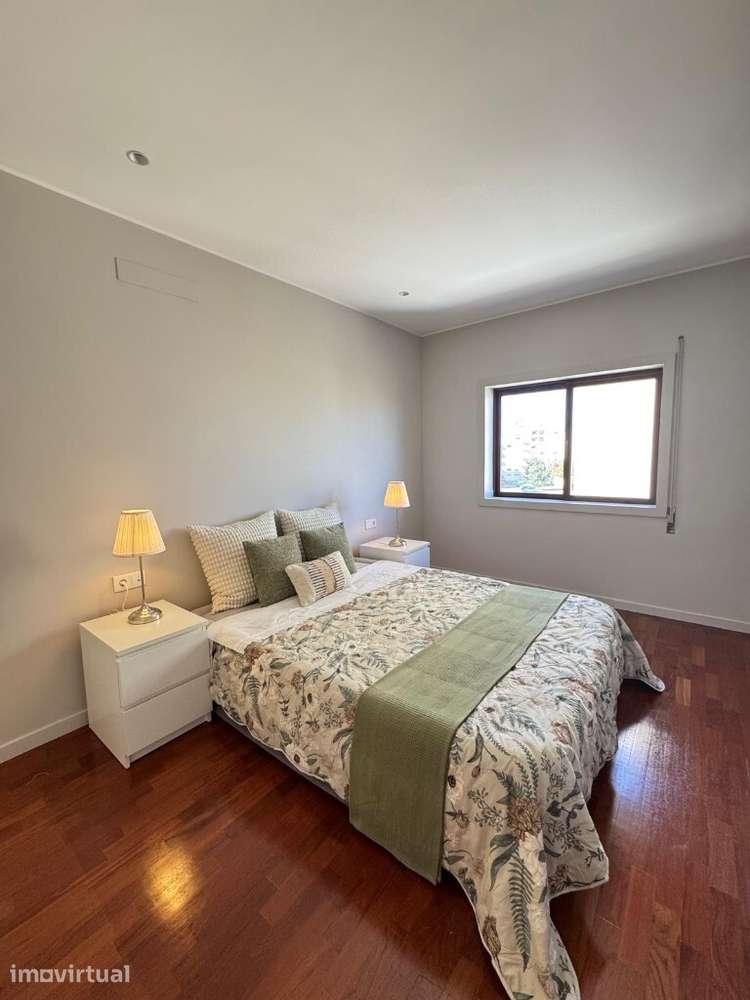 Apartamento T2 Remodelado - Grande imagem: 3/12