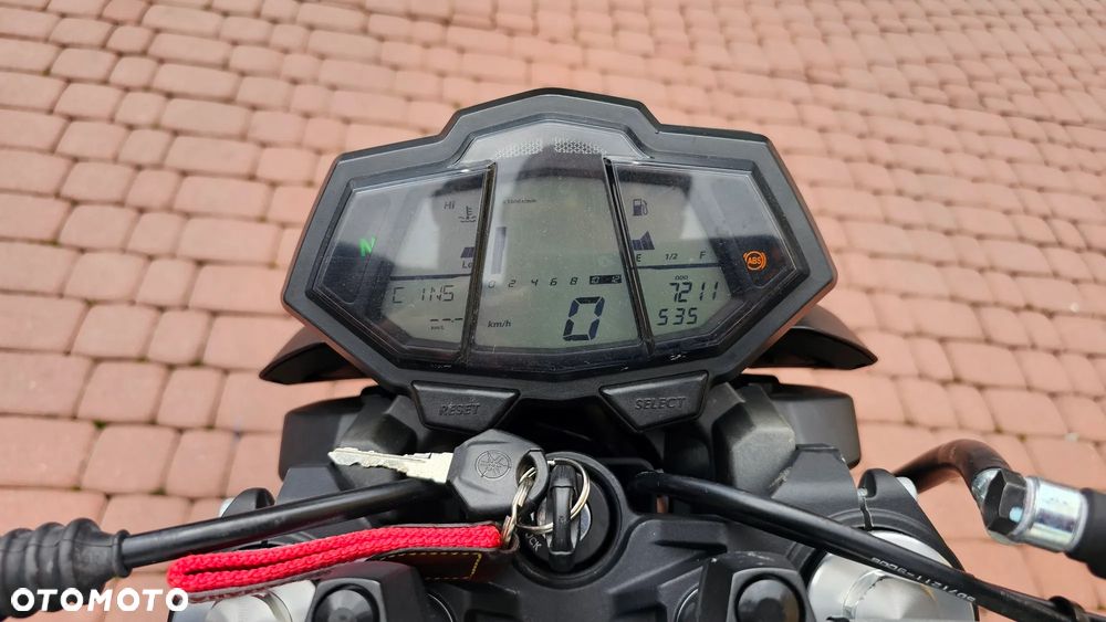 Yamaha MT - 9