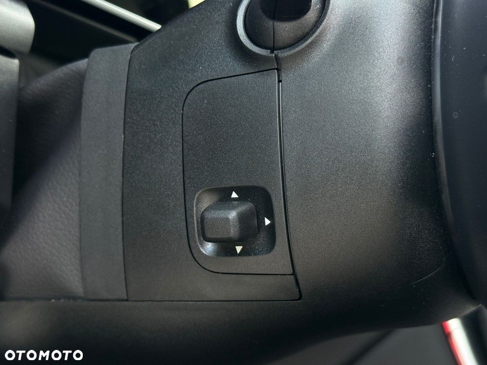 Mercedes-Benz GLC - 18