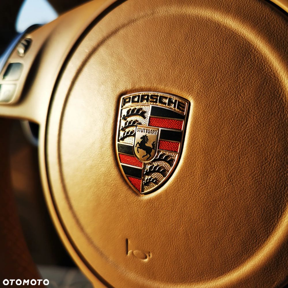 Porsche Panamera Turbo PDK - 31