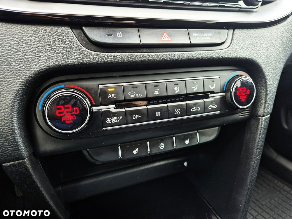 Kia Ceed 1.6 GDI PHEV L Business Line DCT - 20