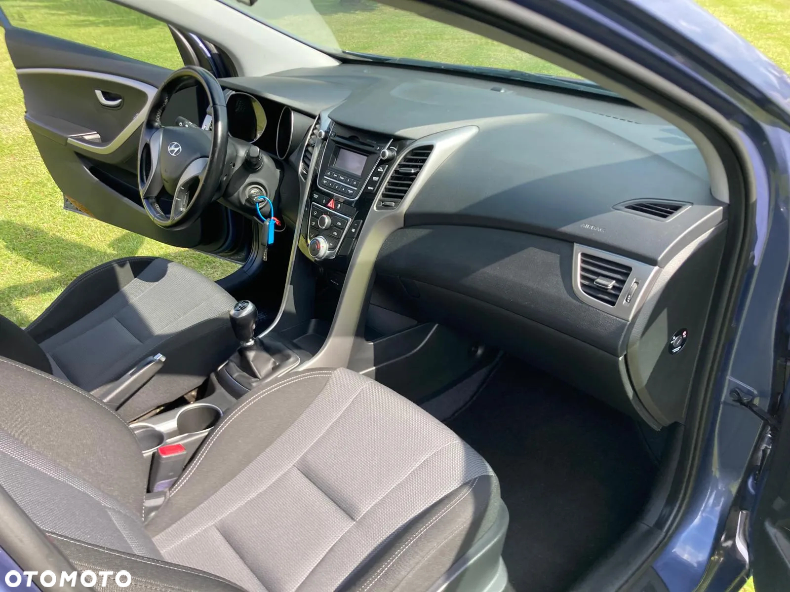 Hyundai i30 1.4 Intro Edition - 10