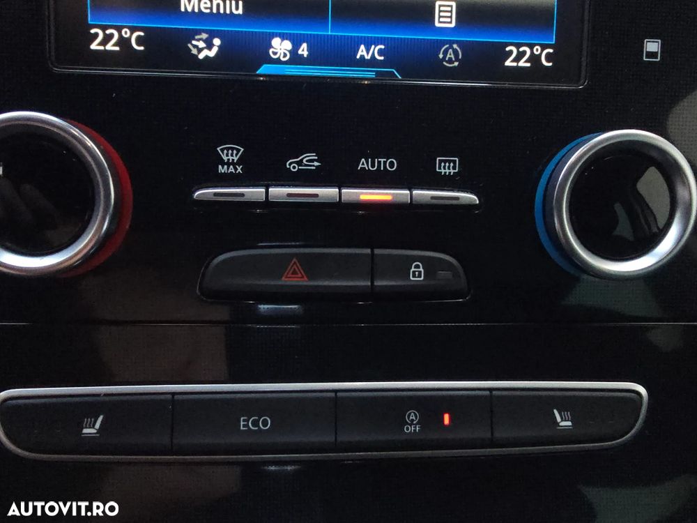 Renault Grand Scenic - 32