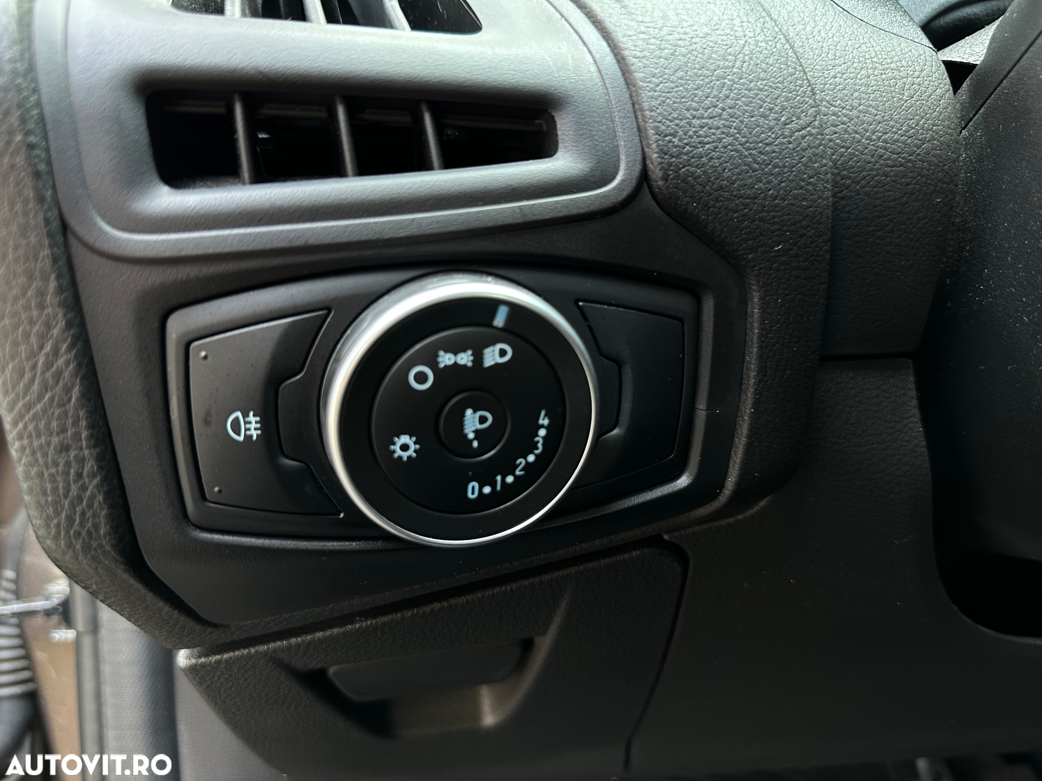 Ford Focus 1.5 EcoBlue Start-Stopp-System Aut. ACTIVE X - 14