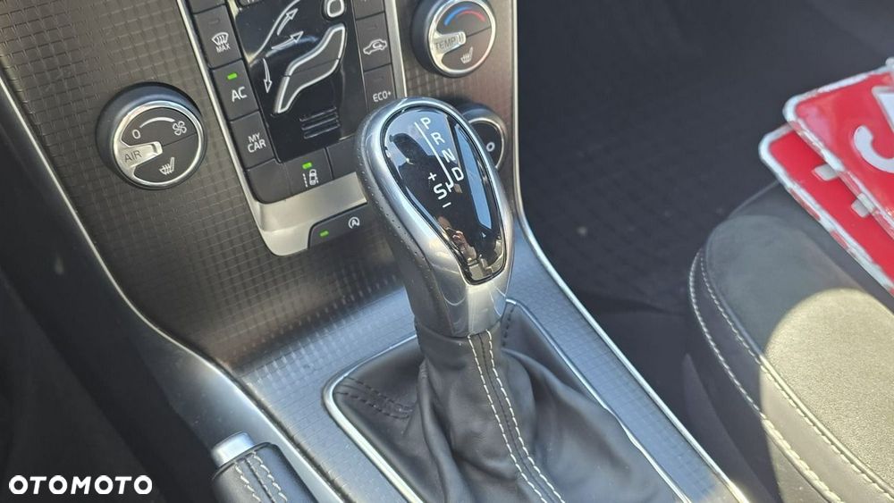 Volvo V40 - 14