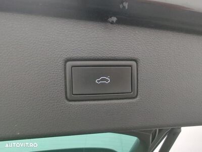 Volkswagen Tiguan - 8