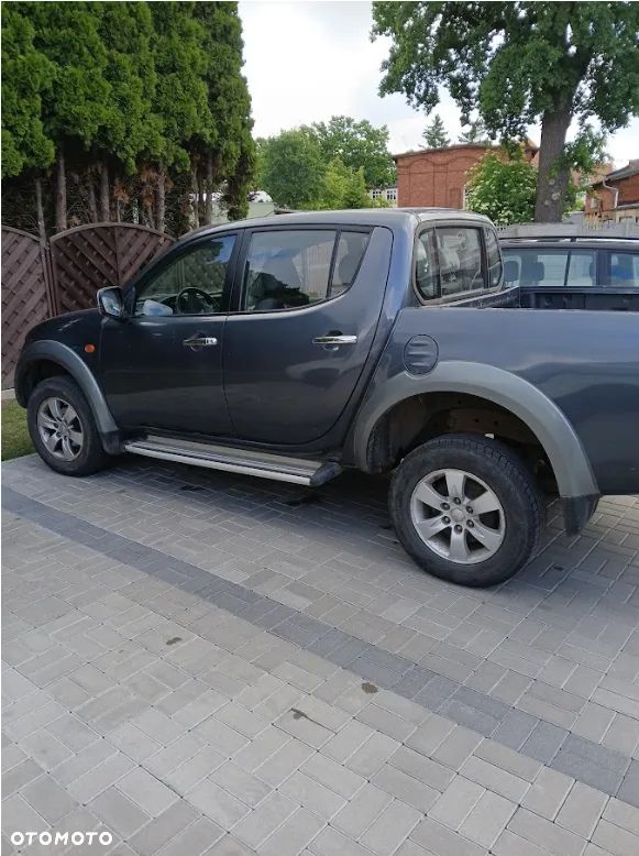 Mitsubishi L200 - 1