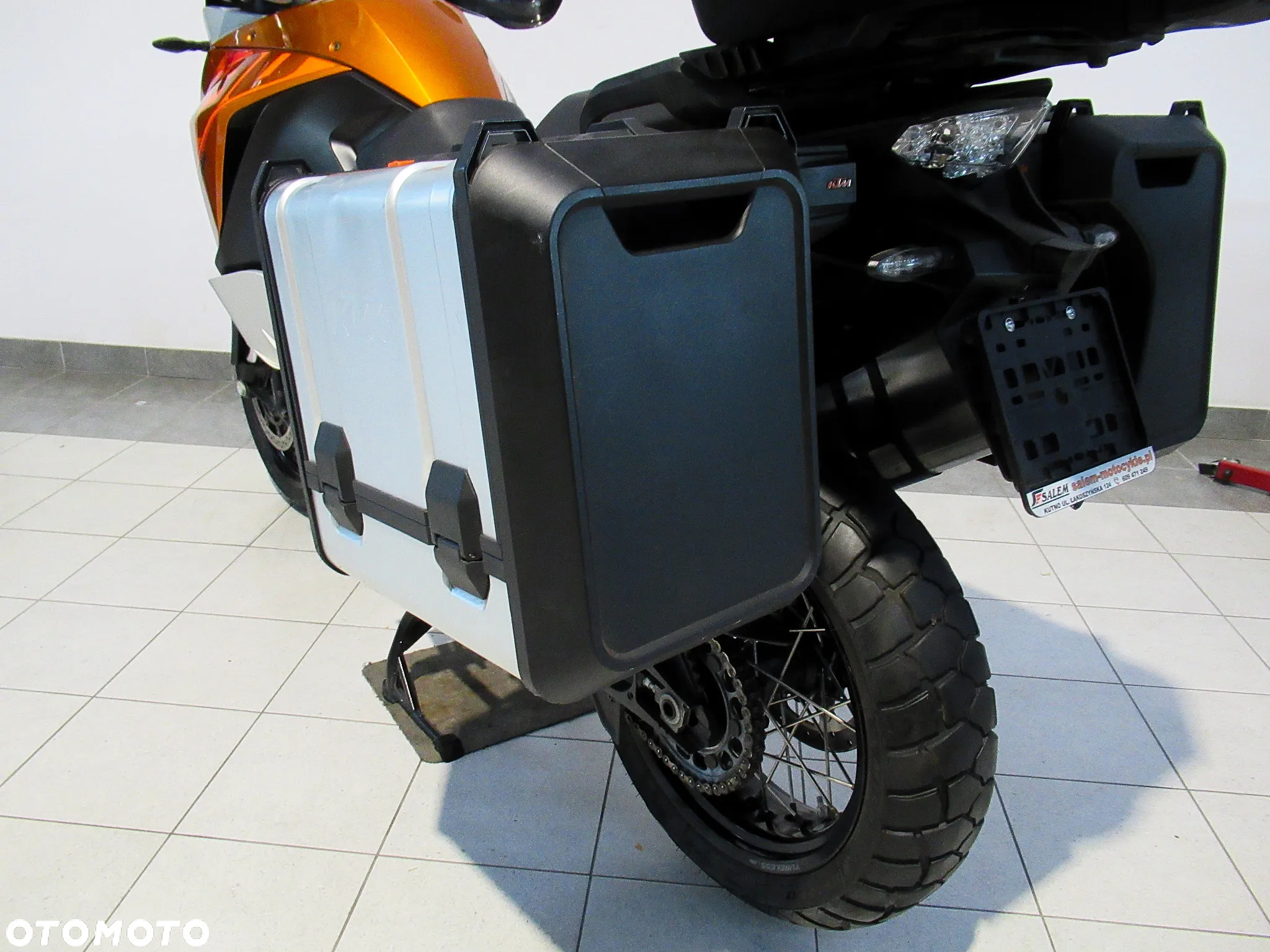 KTM Adventure - 25
