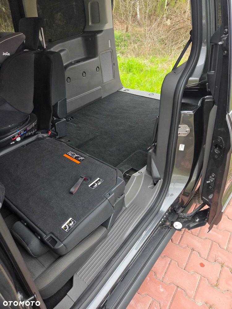 Ford Tourneo Connect Gr 1.5 TDCi Titanium PowerShift - 19