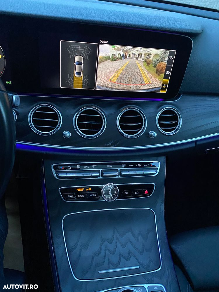 Mercedes-Benz E 220 d T 9G-TRONIC Avantgarde - 31