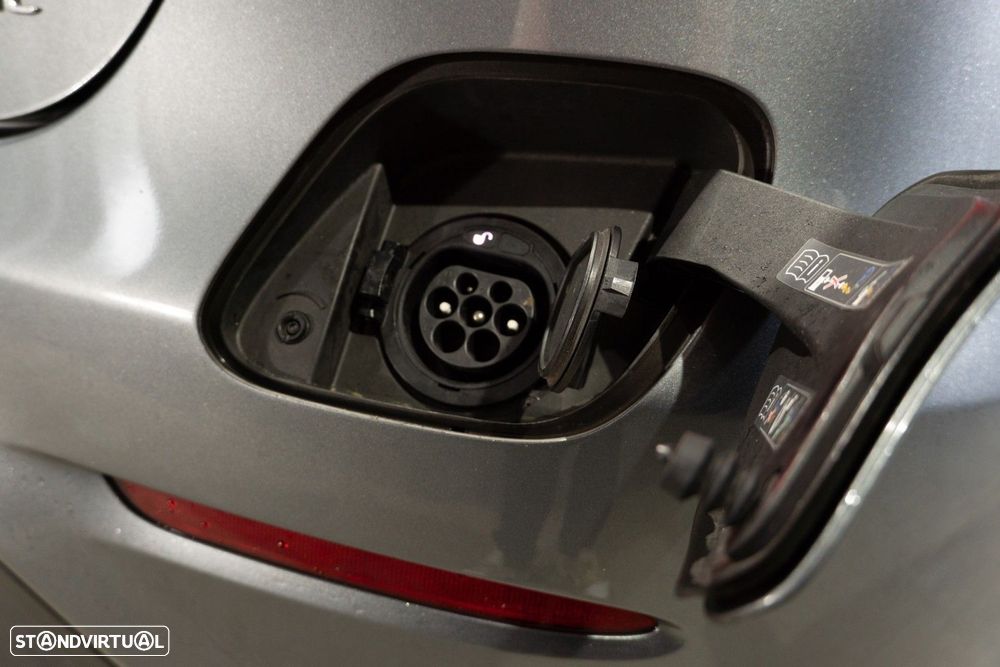 Mercedes-Benz GLC 350 e Coupé AMG Line 4-Matic - 53