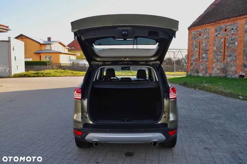 Ford Kuga 1.6 EcoBoost 4WD Titanium Plus - 8