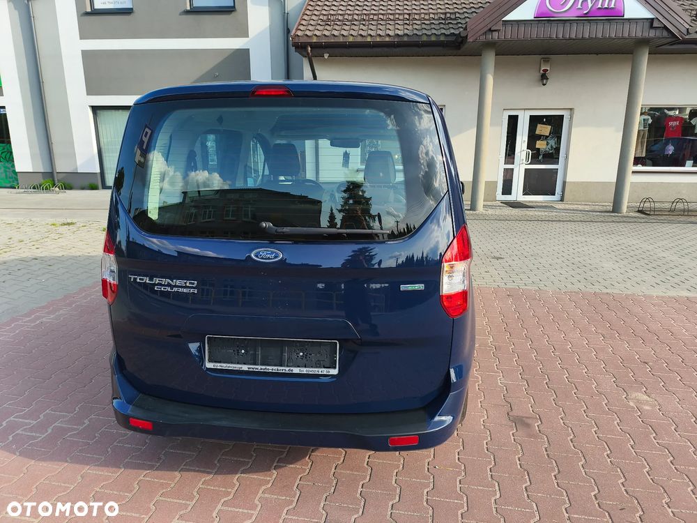 Ford Tourneo Courier 1.0 EcoBoost Titanium - 3