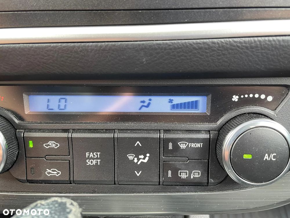 Toyota Auris 1.6 Valvematic Multidrive S Edition - 26
