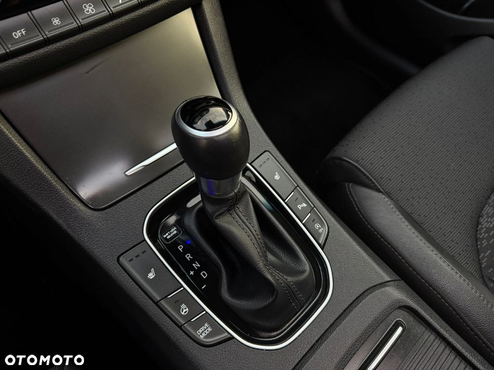 Hyundai i30 1.4 T-GDI Premium DCT - 25