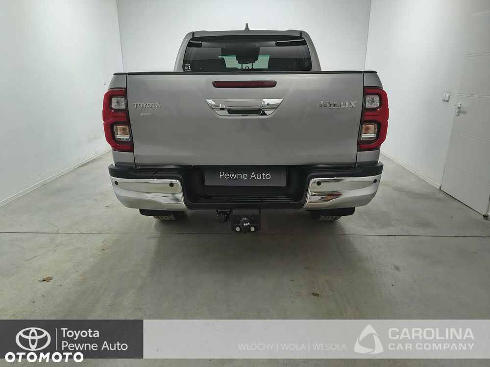 Toyota Hilux 2.8 D-4D Double Cab SR5 4x4 - 23