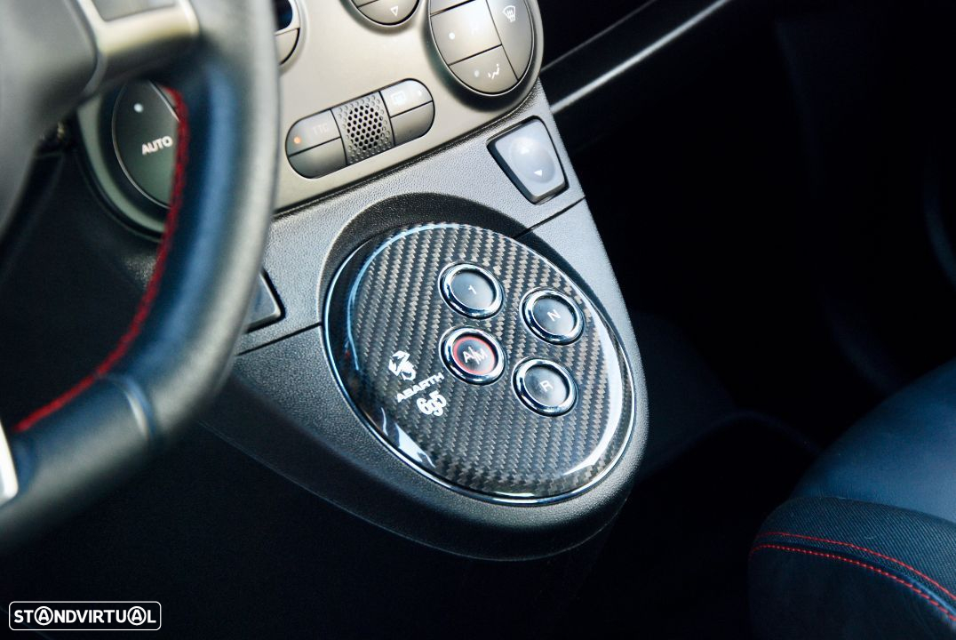 Abarth 695 1.4 T-Jet Tributo Ferrari MTA - 41