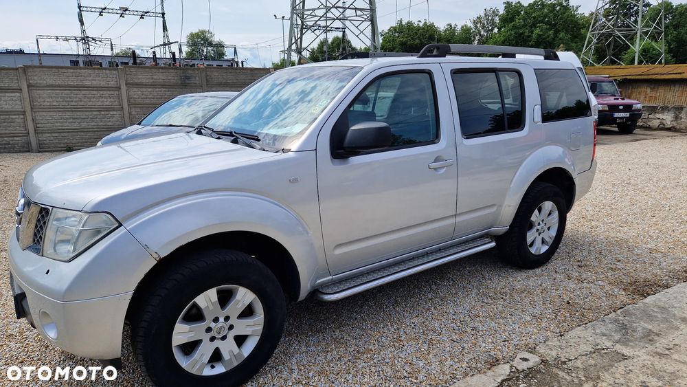 Nissan Pathfinder 2.5 DCi Elegance - 3