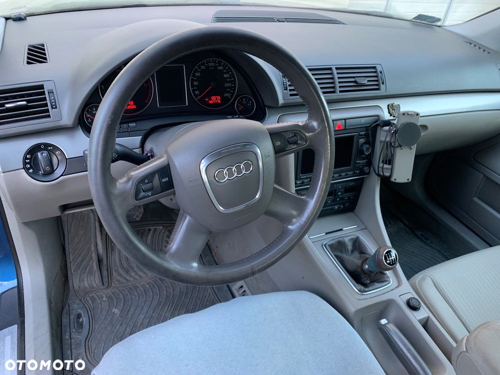 Audi A4 Limousine 2.0 TDI - 8