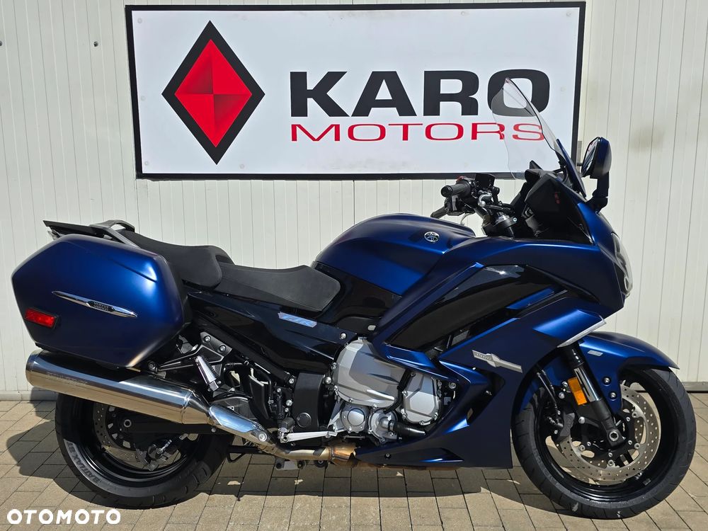 Yamaha FJR - 2