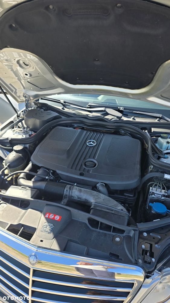 Mercedes-Benz Klasa E 220 CDI BlueEff Avantgarde - 10