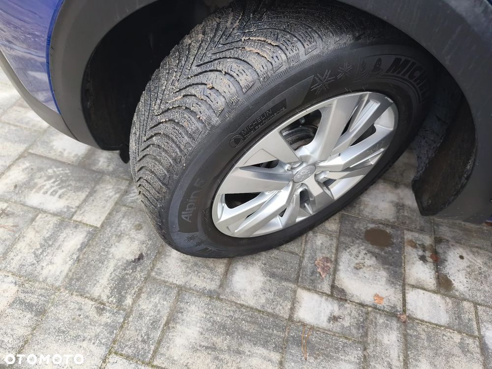 Peugeot 3008 PureTech 130 Stop & Start GPF EAT8 Allure - 24