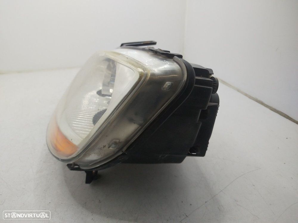 Farol/ Otica Dianteiro Esq Fiat Idea (350_) - 4