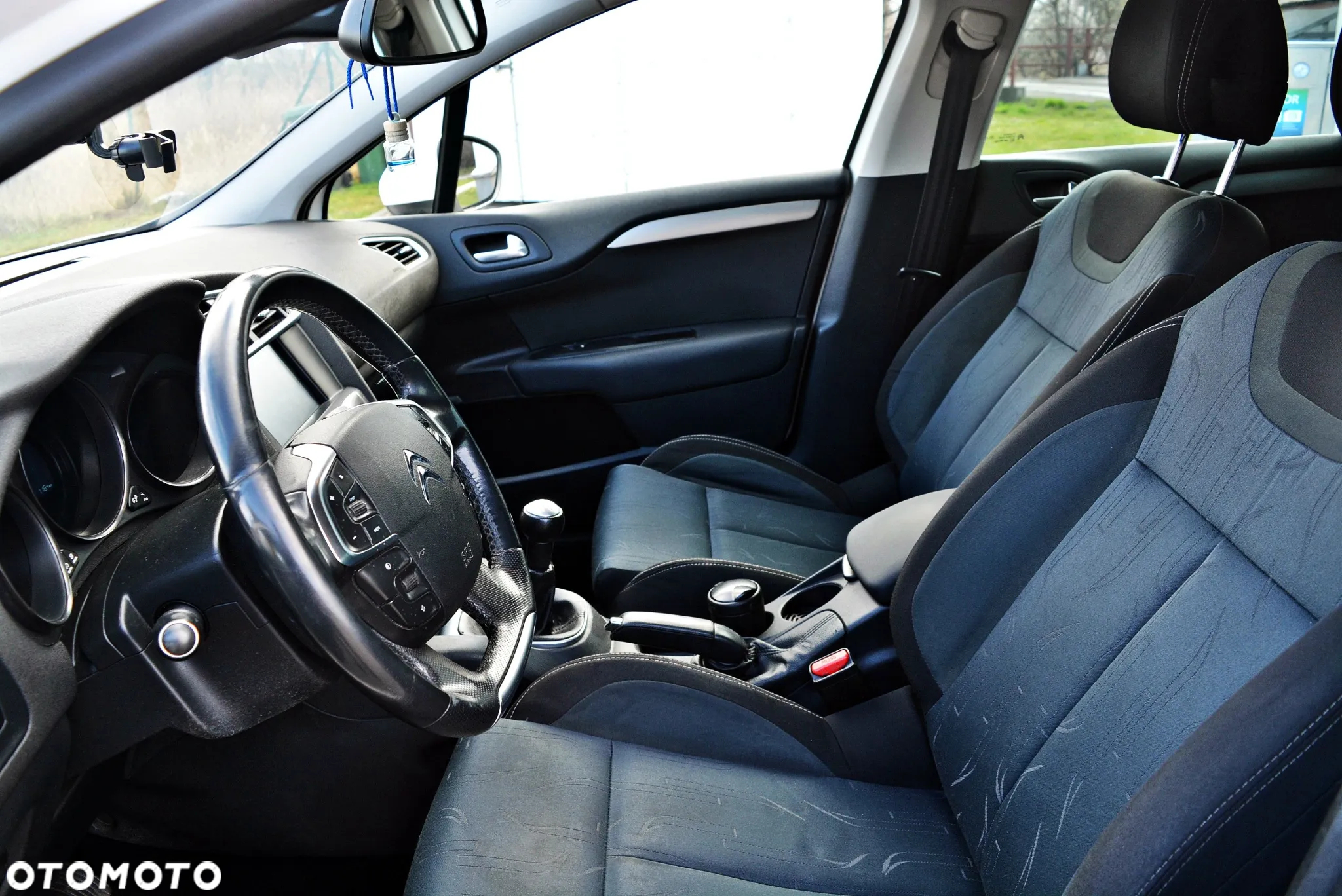 Citroën C4 - 7