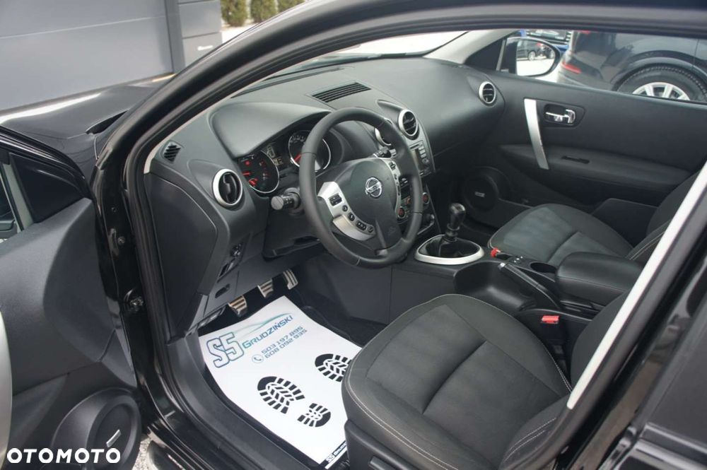 Nissan Qashqai - 11