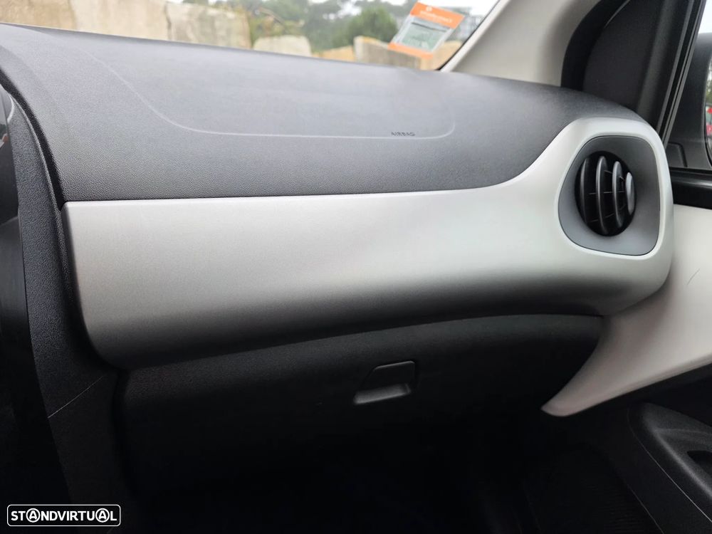 Peugeot 108 1.0 VTi Active - 40