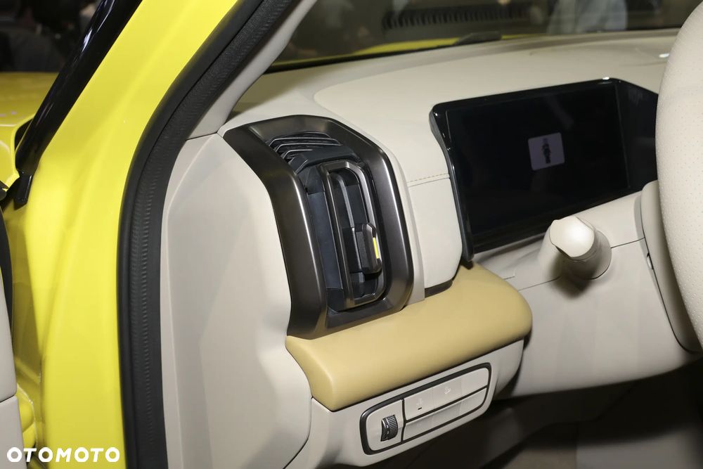 Nissan Frontier - 34