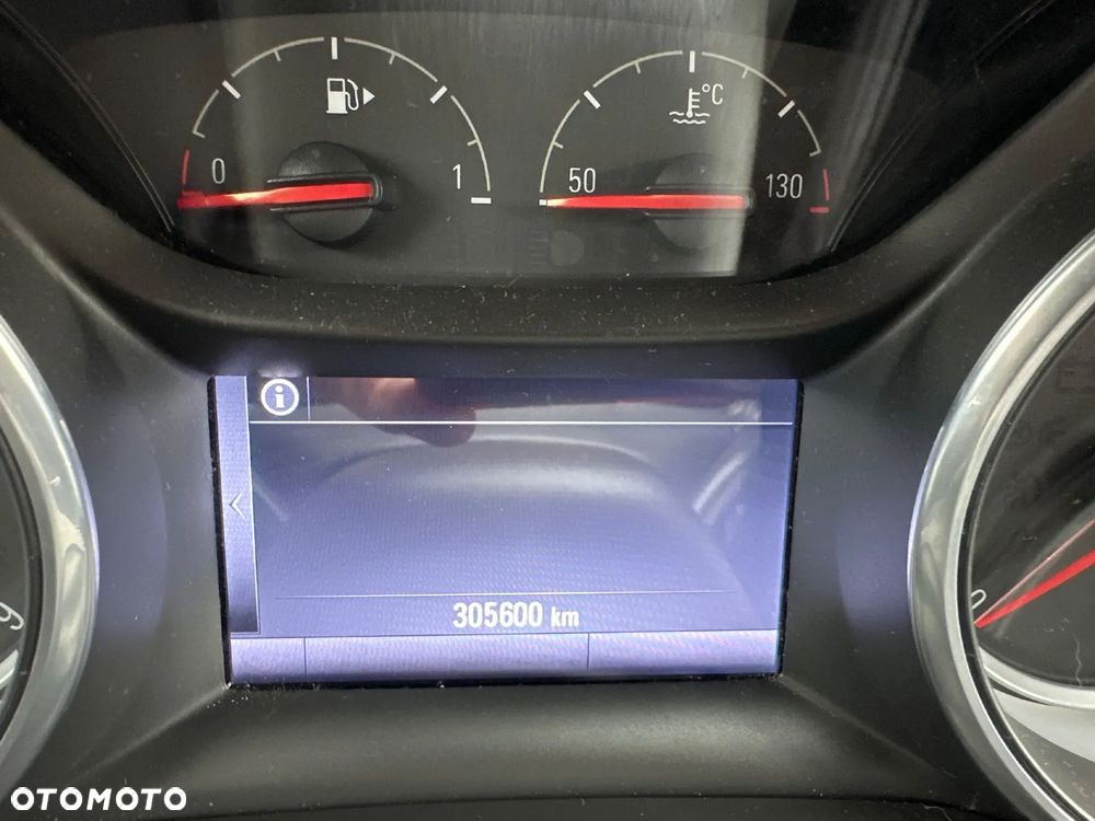 Opel Insignia - 20