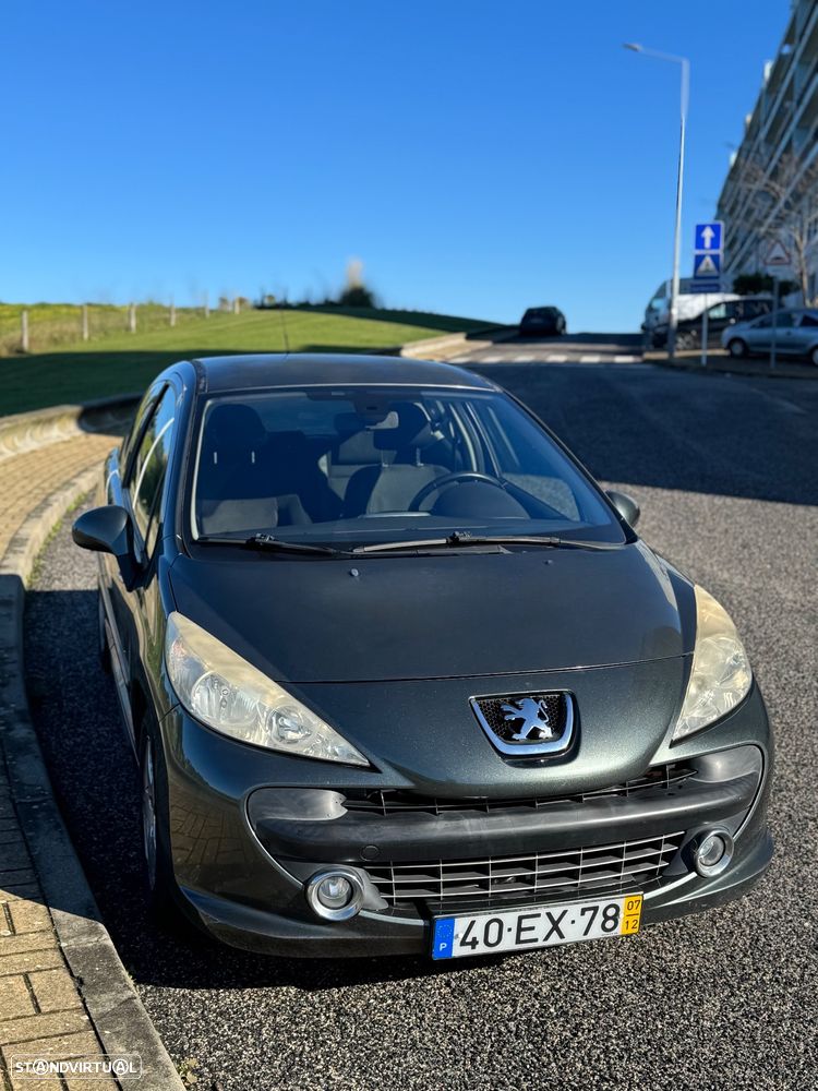 Peugeot 207 1.4 16V Sport - 4