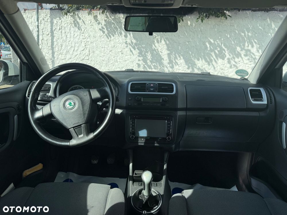 Skoda Fabia 1.6 16V Sportline - 5