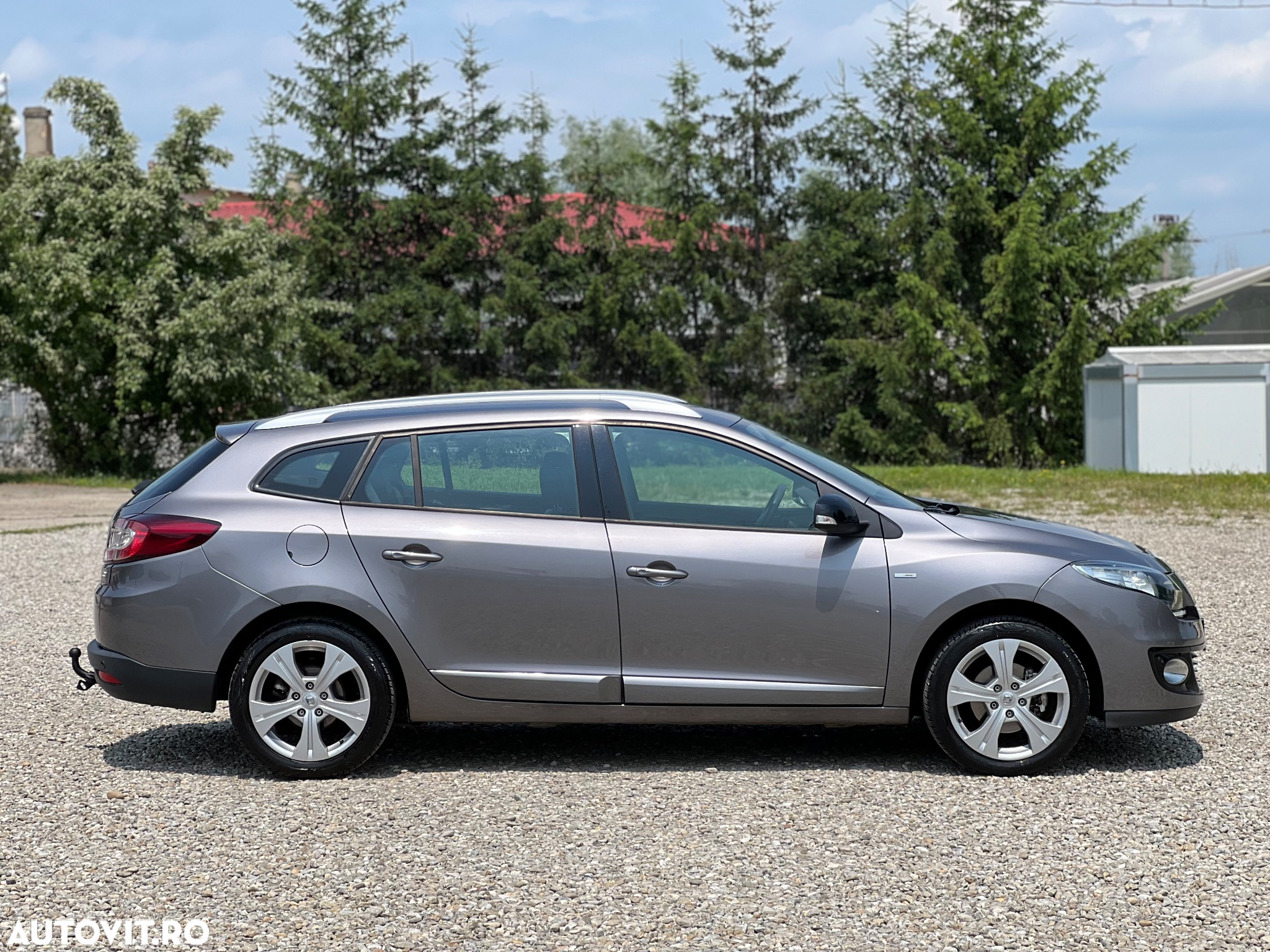 Renault Megane ENERGY dCi 110 Start & Stop Bose Edition - 11