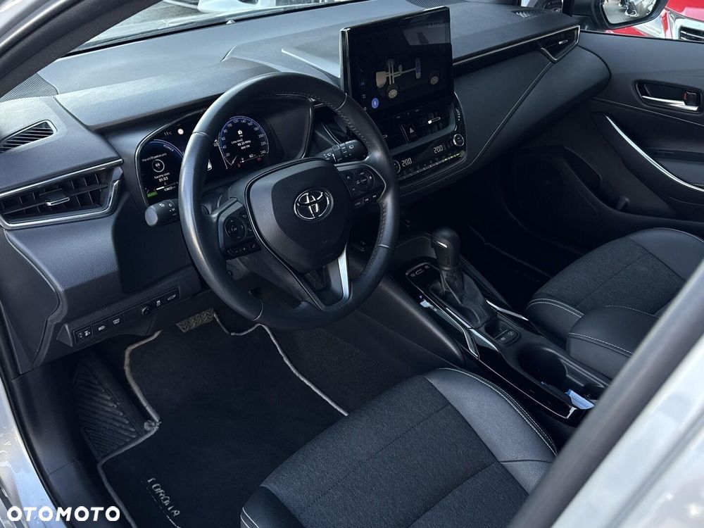 Toyota Corolla 1.8 Hybrid Style - 11